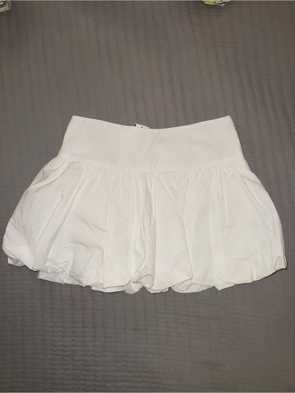 NWT Abercrombie & Fitch white mini skort